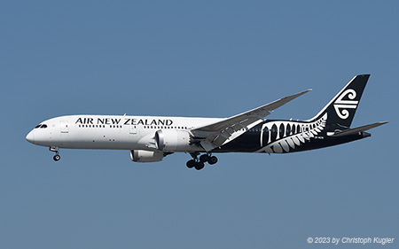 Boeing 787-9 | ZK-NZM | Air New Zealand | VANCOUVER INTL. (CYVR/YVR) 02.09.2023