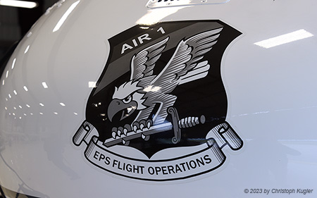 Airbus Helicopters AS350 B3 Ecureuil | CLOSE UP | untitled (Edmonton Police Service)  |  Insignia | CZVL 27.07.2023