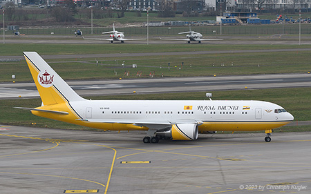 Boeing 767-27GER | V8-MHB | Government of Brunei | Z&UUML;RICH (LSZH/ZRH) 28.01.2023