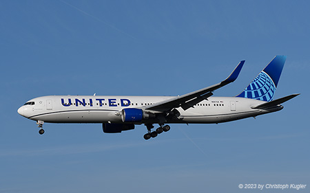 Boeing 767-322ER | N667UA | United Airlines | Z&UUML;RICH (LSZH/ZRH) 14.04.2023
