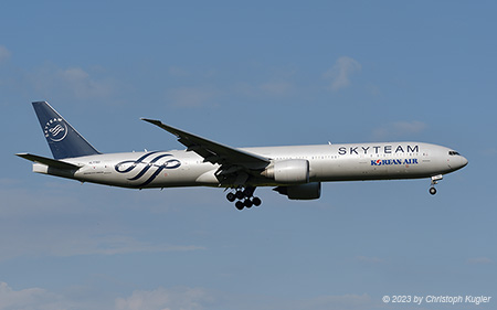 Boeing 777-3B5ER | HL7783 | Korean Air | Z&UUML;RICH (LSZH/ZRH) 02.05.2023