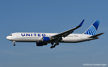 Boeing 767-322ER | N642UA | United Airlines | Z&UUML;RICH (LSZH/ZRH) 04.05.2023