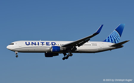 Boeing 767-322ER | N676UA | United Airlines | Z&UUML;RICH (LSZH/ZRH) 14.06.2023