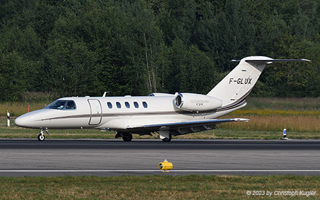 Textron Citation CJ4 | F-GLUX | untitled (Jet Corporate) | Z&UUML;RICH (LSZH/ZRH) 29.06.2023