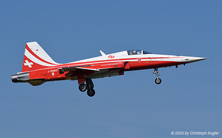 Northrop F-5E Tiger II | J-3083 | Swiss Air Force  |  60 Years Patrouille Suisse sticker | EMMEN (LSME/---) 23.08.2024
