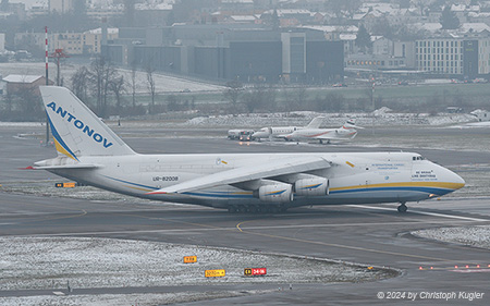 Antonov An 124 | UR-82008 | Antonov Design Bureau Airlines | Z&UUML;RICH (LSZH/ZRH) 10.01.2024