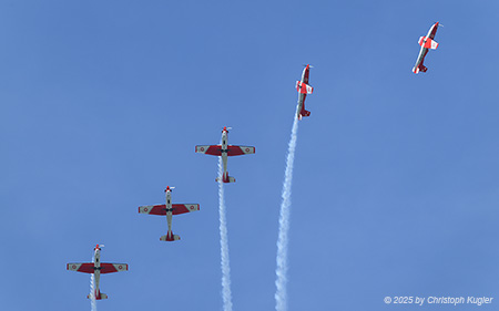Pilatus PC-7 | - | Swiss Air Force  |  This 5-ship formation of Pilatus PC-7 is breaking off.  | LANGENTHAL BLEIENBACH (LSPL/---) 07.09.2025