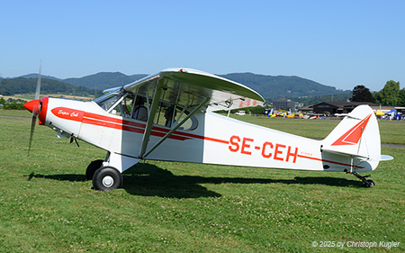 Piper PA-18-150 Super Cub | SE-CEH | private  |  This Piper PA-18 was built in 1957 and was registered on 03AUG1957 to ANA-Fly at Nyköping. It remains in the Swedish registry ever since. It is now based at Altenrhein. | BIRRFELD (LSZF/---) 28.06.2025