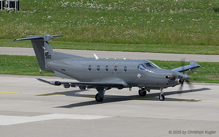Pilatus PC-12/47E | 282 | Irish Air Corps  |  This Pilatus PC-12 surveillance aircraft of the Irish Air Corps made a short visit to Zurich on 01AUG2025. | Z&UUML;RICH (LSZH/ZRH) 01.08.2025