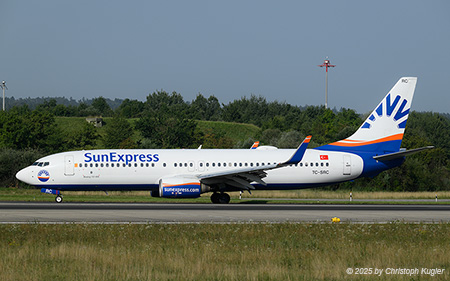Boeing 737-8JP | TC-SRC | SunExpress  |  This Boeing 737-800 of Sun Express has just landed on runway 14 in Zurich and is using exit H1 to reach its parking position | Z&UUML;RICH (LSZH/ZRH) 14.08.2025