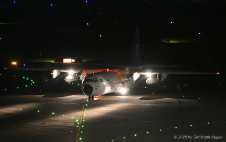 Lockheed L.100-30 | HZ-128 | Saudi Arabian Airlines  |  This Lockheed L.100-30 is the civil version of the C-130 Hercules. This aircraft arrived late in the evening, putting the camera to its limits.   | Z&UUML;RICH (LSZH/ZRH) 17.09.2025