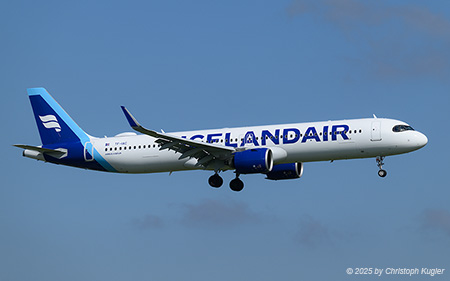 Airbus A321-271nx | TF-IAC | Icelandair  |  This Airbus A321neo of Icelandair was the third aircraft of this type delivered to the Icelandic flag carrier. Currently, Icelandair has 4 such aircraft in service and 3 more on order.  | Z&UUML;RICH (LSZH/ZRH) 02.10.2025