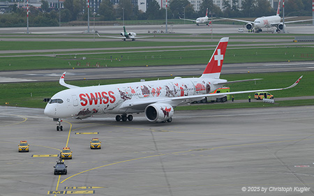 Airbus A350-941 | HB-IFA | Swiss International Air Lines  |  The plane was escorted by 3 Follow Me cars and a special camera vehicle.  | Z&UUML;RICH (LSZH/ZRH) 09.10.2025