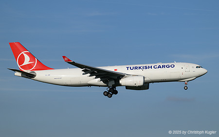 Airbus A330-243F | TC-JDO | Turkish Airlines  |  This Airbus A330 freighter of Turkish Airlines is captured here as flight THY6031 from Istanbul and Algiers to Zurich. | Z&UUML;RICH (LSZH/ZRH) 10.10.2025