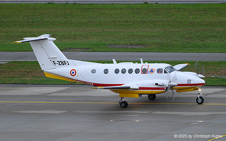 Beech King Air B200 | F-ZBFJ | Securite Civile  |  This Beech King Air B200 of the French Securite Civil (Civil Protection) is seen here arriving from Nimes for a short maintenance with Jet Aviation. | Z&UUML;RICH (LSZH/ZRH) 23.10.2025
