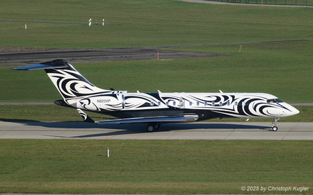 Bombardier BD.700 Global Express | N822VP | untitled (Planet Nine Private Air)  |  This Bombardier Global Express of Planet Nine Private Air is taxing towards runway 28 after being de-iced.  | Z&UUML;RICH (LSZH/ZRH) 18.11.2025