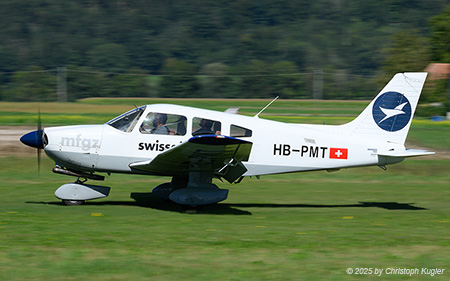 Piper PA-28 Archer II | HB-PMT | private (Motorfluggruppe Zürich)  |  This Piper PA-28 was the last aircraft to arrive at Biel before the lunch break. | LSZP 31.08.2025