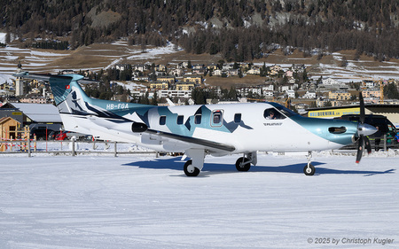 Pilatus PC-12/47E NGX | HB-FGA | untitled (Haute Aviation)  |  This Pilatus PC-12 of Haute Aviation is painted in one of the nicer colour schemes. | SAMEDAN (LSZS/SMV) 27.12.2025