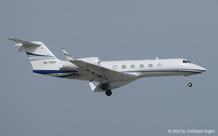 Gulfstream G450 | RA-11001 | untitled (Meridian Air)  |  This Russian Gulfstream G450 is arriving from Tanger. Merdian Air operates no less than 4 Gulfstream G450 and a single Airbus A320 | ANTALYA (LTAI/AYT) 10.05.2025