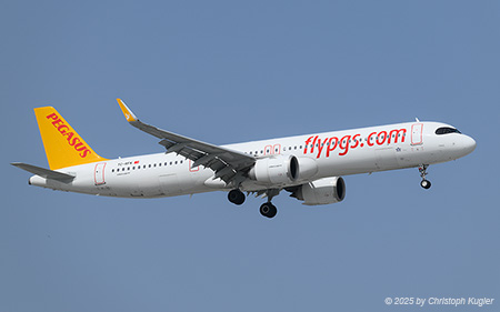 Airbus A321-251nx | TC-RFK | Pegasus Airlines  |  TC-RFK is one of currently 59 Airbus A321neo operated by Pegas Airlines. This aircraft is seen arriving from Istanbul Sabiha Gokcen as flight PGT2006. | ANTALYA (LTAI/AYT) 11.05.2025