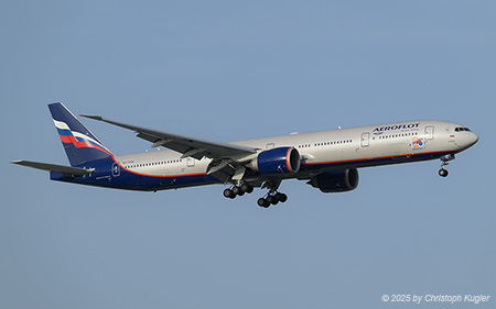 Boeing 777-300ER | RA-73158 | Aeroflot  |  This Boeing 777-300 is seen here arriving from Moscow-Sheremetjevo. It also carries a sticker 