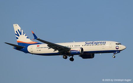 Boeing 737 MAX 8 | TC-SMF | SunExpress  |  This Boeing 737 MAX 8 is seen here operating flight SXS591 from London-Gatwick to Antalya. | ANTALYA (LTAI/AYT) 13.05.2025