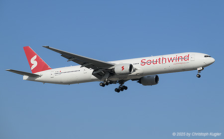 Boeing 777-312 | TC-GRU | Southwind Airlines  |  This Boeing 777-300 was previously operated by Singapore Airlines. It joined Southwind Ailines' fleet on 24OCT2023 and mainly flies between Russia and Turkey | ANTALYA (LTAI/AYT) 14.05.2025