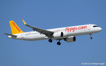 Airbus A321-251nx | TC-RBV | Pegasus Airlines  |  Another Airbus A321neo of Pegasus Airlines is seen here arriving from Istanbul Sabiha Gokcen. | ANTALYA (LTAI/AYT) 15.05.2025