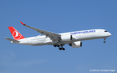 Airbus A350-941 | TC-LGD | Turkish Airlines  |  Sometimes, Turkish Airlines also operates widebody aircraft on the Istanbul to Antalya shuttle. | ANTALYA (LTAI/AYT) 15.05.2025
