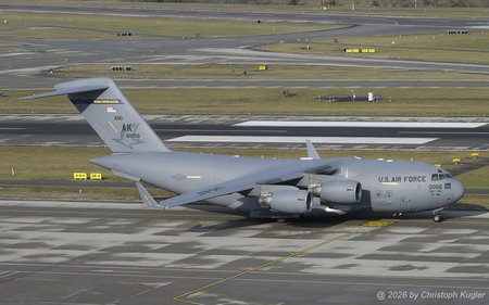 McDonnell Douglas C-17A Globemaster III | 98-0056 | US Air Force  |  This C-17A Globemaster III was one of several aircraft of this type to visit Zurich airport prior to President Trump's visit to the WEF at Davos. | Z&UUML;RICH (LSZH/ZRH) 14.01.2026