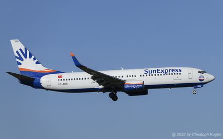 Boeing 737-8JP | TC-SRG | SunExpress  |  This Boeing 737-800 of SunExpress is seen here as flight SXS120 from Antalya. The aircraft joined SunExpress' fleet on 09MAY2025. It previously flew with Norwegian Air Shuttle since FEB2013. | Z&UUML;RICH (LSZH/ZRH) 07.04.2026