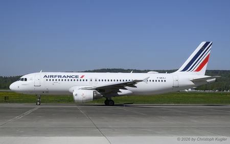 Airbus A320-214 | F-GKXJ | Air France  |  This Airbus A320 of Air France is seen here operating flight AFR1615 to Paris Charles-de-Gaule. This flight is generally operated by the newer Airbus A220 nowadays. | Z&UUML;RICH (LSZH/ZRH) 22.04.2026
