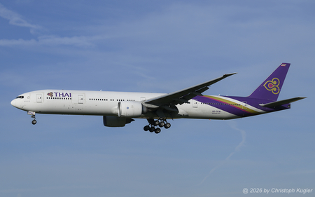 Boeing 777-3D7ER | HS-TKW | Thai Airways International  |  Thai Airways International is operating a daily flight from Bangkok to Z&uuml;rich using their Boeing 777-300 aircraft.  | Z&UUML;RICH (LSZH/ZRH) 27.04.2026