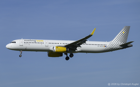 Airbus A321-231 | EC-MLM | Vueling Airlines  |  This Airbus A321 joined the fleet of Vueling Airlines on 01JUN2016 and is seen here arriving in Zu&uml;rich as flight VLG6246 from Barcelona. | Z&UUML;RICH (LSZH/ZRH) 21.05.2026