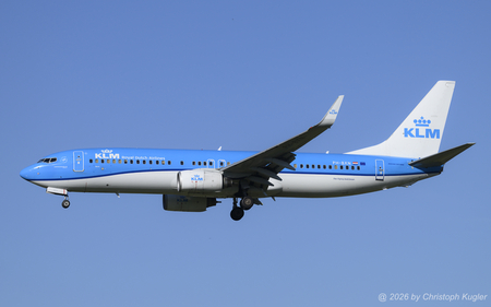 Boeing 737-8K2 | PH-BXN | KLM Royal Dutch Airlines  |  KLM is frequently cancelling at least one flight a day from Amsterdam to Z&uuml;rich. Therefore, this Boeing 737-800 was worth to be pictured.  | Z&UUML;RICH (LSZH/ZRH) 15.06.2026
