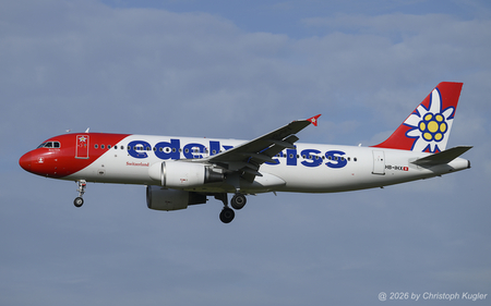 Airbus A320-214 | HB-IHX | Edelweiss Air  |  This Airbus A320 was the first aircraft to join Edelweiss Air on 29JAN1999. It will also be one of the first ones to be faced out, once the Airbus A320neo of Austrian Airlines are available. | Z&UUML;RICH (LSZH/ZRH) 17.06.2026