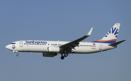 Boeing 737-8FZ | TC-SPZ | SunExpress  |  This Boeing 737-800 of SunExpress has its fuselage painted all white without the standard blue belly.  | Z&UUML;RICH (LSZH/ZRH) 22.06.2026