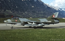 Hawker Hunter F.58 | J-4087 | Swiss Air Force | INTERLAKEN (LSMI/---) 16.03.1994
