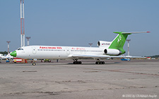 Tupolev Tu 154M | RA-85680 | Airlines 400 | MOSCOW DOMODEDOWO (UUDD/DME) 14.08.2002