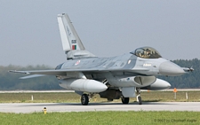 General Dynamics F-16A | 15106 | Portuguese Air Force | POZNAN-KRESINY (EPKS/---) 15.09.2003