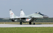 MiG 29 | 15 | Hungarian Air Force | POZNAN-KRESINY (EPKS/---) 15.09.2003