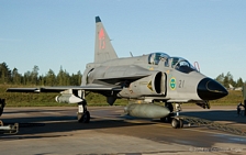 SAAB Sk-37E Viggen | 37811 | Royal Swedish Air Force | LULEA (ESPA/LLA) 01.10.2004