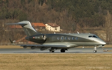 Bombardier Challenger 300 | OE-HII | untitled (Amira Air) | INNSBRUCK-KRANEBITTEN (LOWI/INN) 29.12.2007