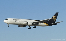 Boeing 767-34AER | N326UP | United Parcel Service | PHOENIX SKY HARBOUR INTL (KPHX/PHX) 26.10.2008