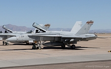 McDonnell Douglas F/A-18C Hornet | 164877 | US Marine Corps | PHOENIX-MESA GATEWAY (KIWA/AZA) 17.10.2009
