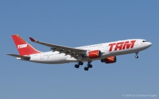 Airbus A330-223 | PT-MVB | TAM Linhas Aereas | PARIS CHARLES-DE-GAULLE (LFPG/CDG) 21.03.2009