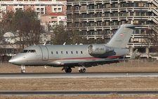 Bombardier Challenger CL.604 | OE-INX | untitled (VistaJet) | INNSBRUCK-KRANEBITTEN (LOWI/INN) 10.01.2009