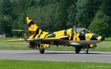 Hawker Hunter T.68 | HB-RVV | private | MOLLIS (LSMF/---) 04.07.2009