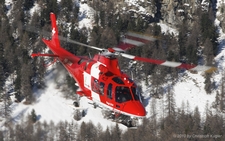 AgustaWestland AW109SP Grand | HB-ZRR | Swiss Air Ambulance | SAMEDAN (LSZS/SMV) 31.12.2010