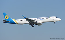 Embraer ERJ-195STD | UR-EMA | Ukraine International Airlines | Z&UUML;RICH (LSZH/ZRH) 24.12.2014